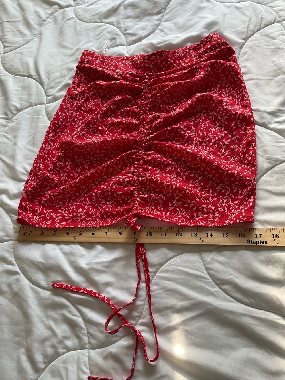 Red Floral Drawstring Ruched Mini Skirt - Picture 6 of 8